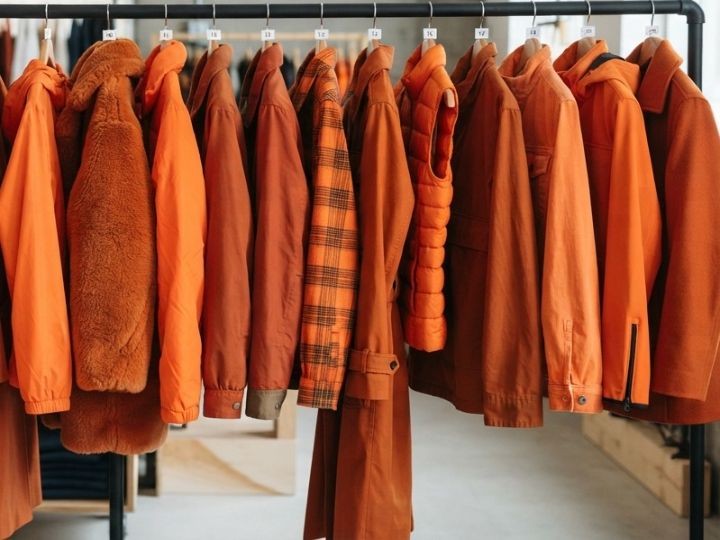 秋のオレンジ服で避けたい組み合わせ